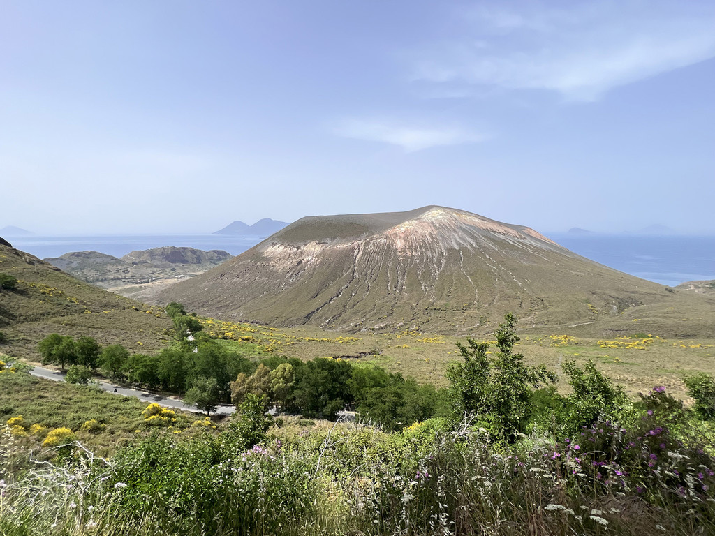 06_ 15_ Lipari _ Vulkano.jpg