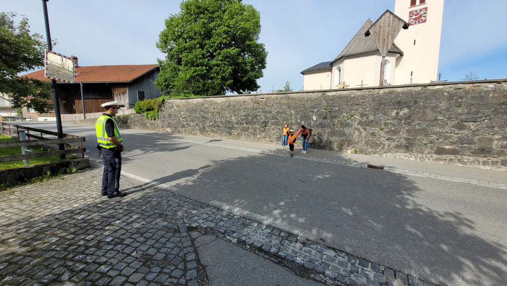 Besuch vom Polizisten_Juni 2022 _5_.jpg