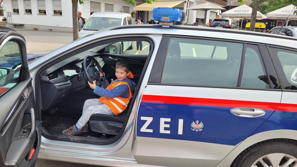 Besuch vom Polizisten_Juni 2022 _24_.jpg