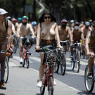 2022-06-11T221143Z_979720425_RC2VPU9DYB70_RTRMADP_3_MEXICO-CYCLING-NAKED.JPG