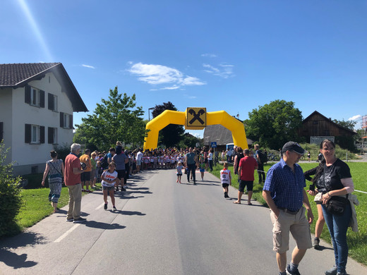 Kinderlauf Gai__au Start.jpg