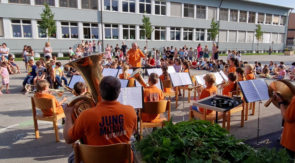 Musikverein RASSELBANDE Werbung Volksschule A AUFTRITT 21-06-2022 _10_.jpg