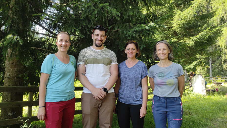 familieplus-Buerserberg-Team_Lehrerinnen.jpg