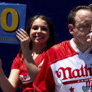 Hot_Dog_Eating_Contest_53638.jpg