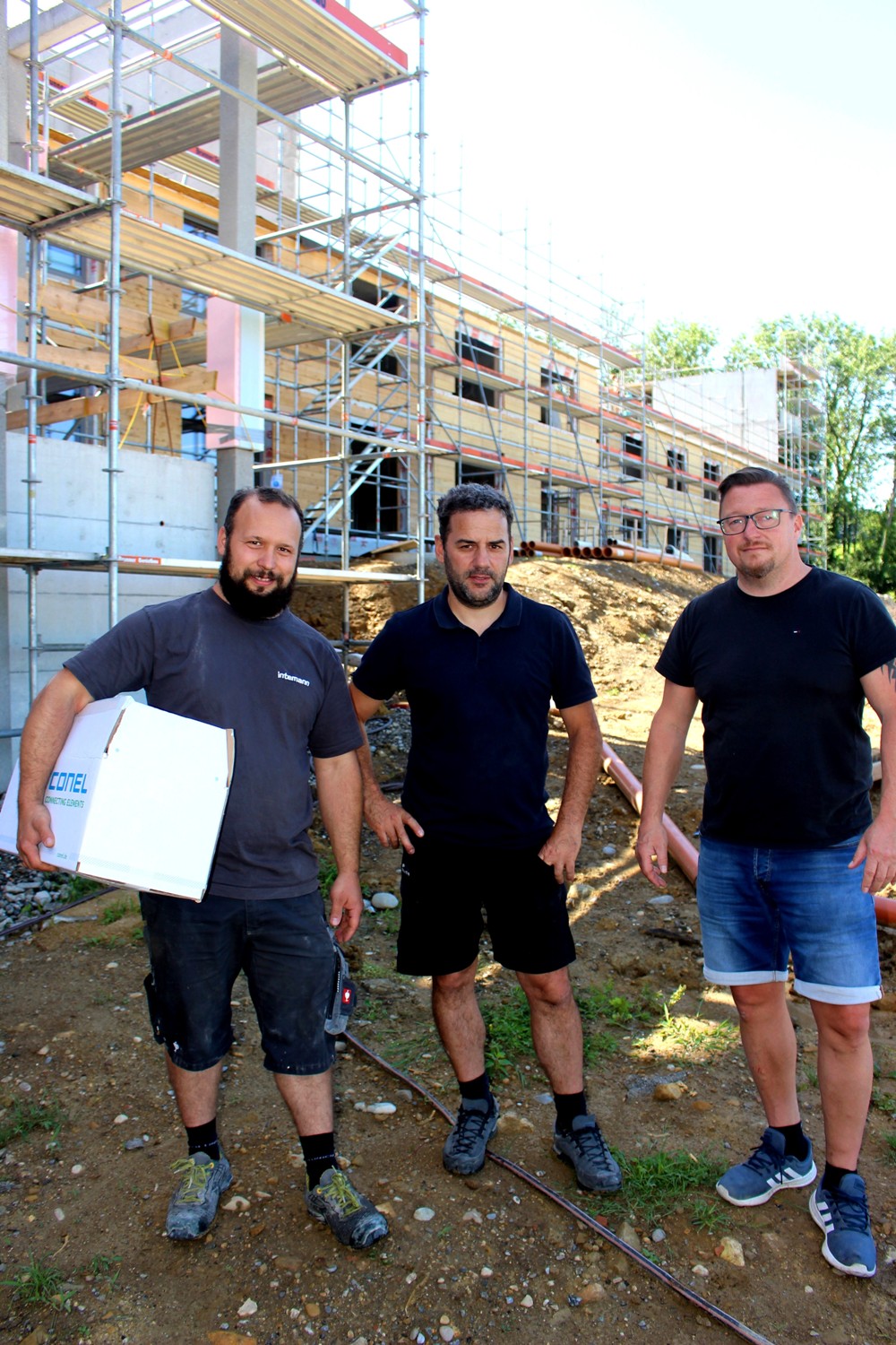 Jesuheim HAUS PF__NDER NEU Rohbau BF D Menschen am Bau 23-06-2022 _3_.JPG