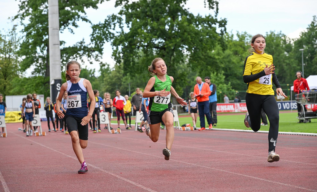 52189054436_ee8b747d1e_o SPRINT Annika.JPG