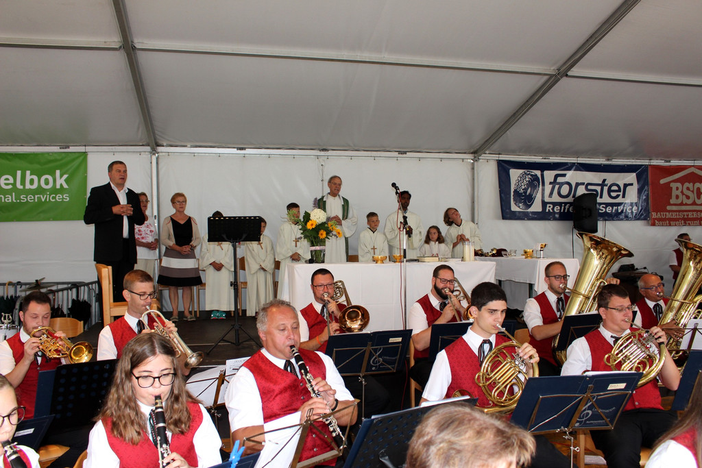 Musikverein DORFFEST F MESSFEIER 21-07-2019 _1_.JPG