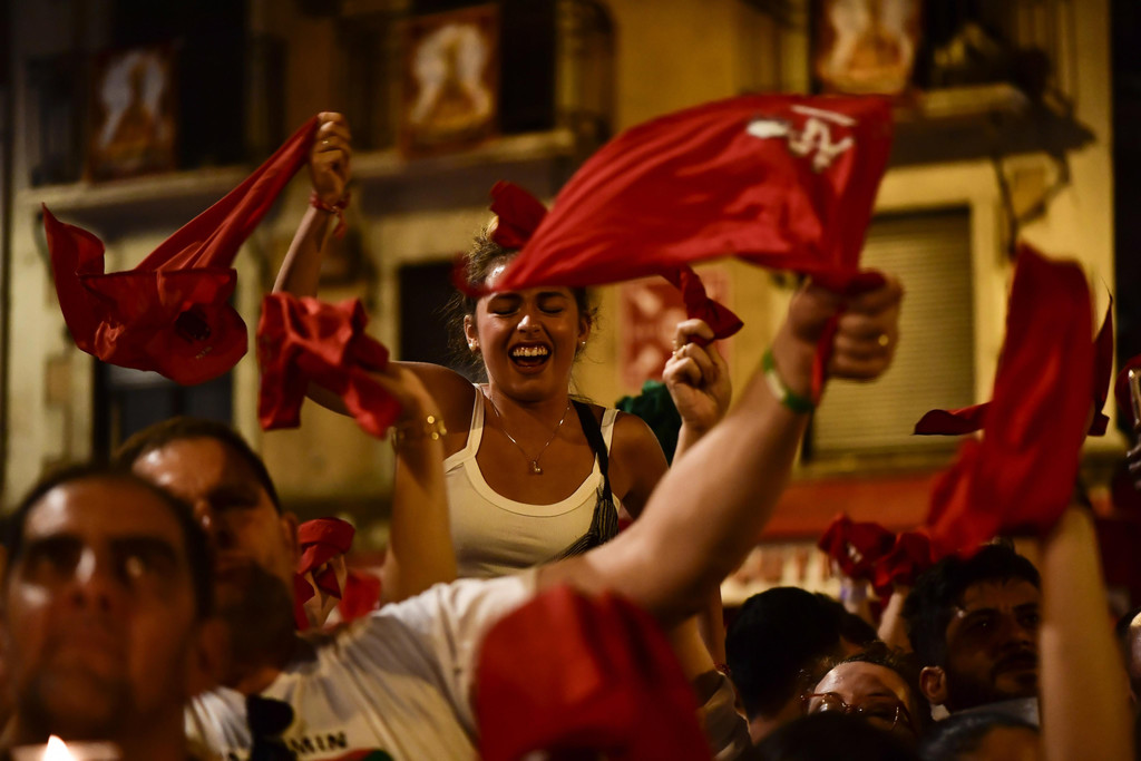 Spain_Running_of_the_Bulls_90195.jpg