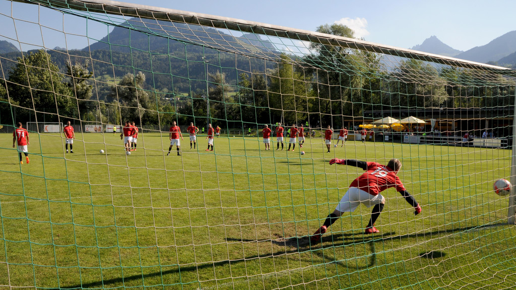 _2022 BVB Benefiz __wolfgangefferl 032.jpg