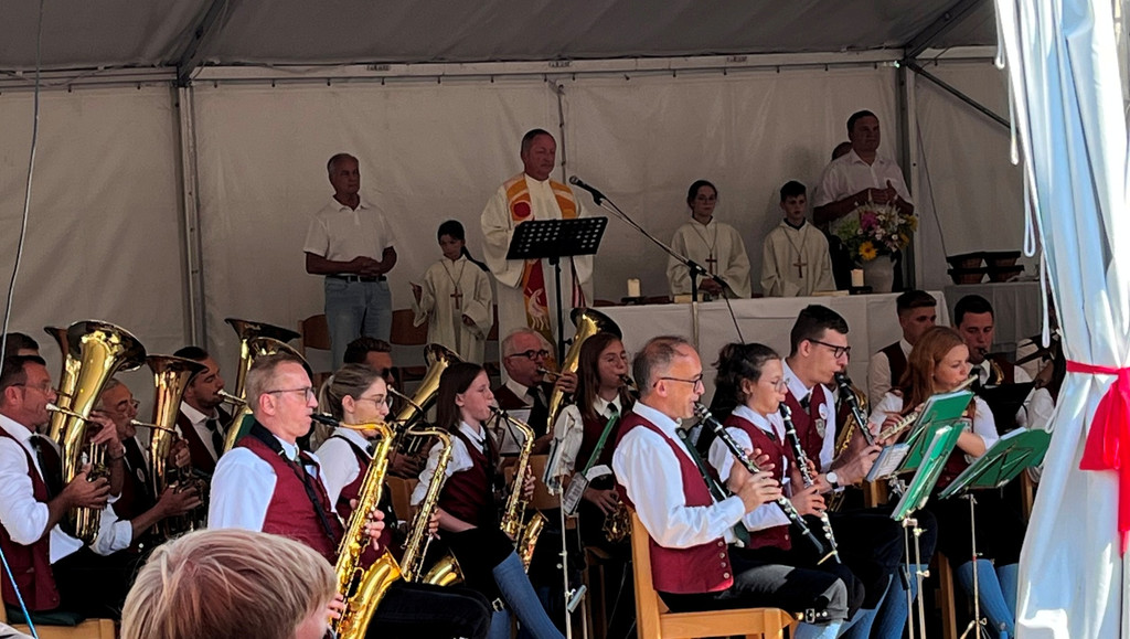 Musikverein DORFFEST Festfotos ALLGEMEIN 24-07-2022 _41_.JPG