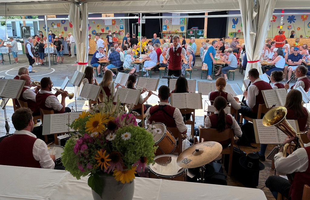 Musikverein DORFFEST Festfotos ALLGEMEIN 24-07-2022 _75_.JPG