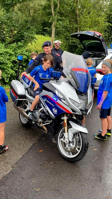 Fu__ball NACHWUCHS CAMP C Blaulichttag 27-07-2022 _2_.jpg