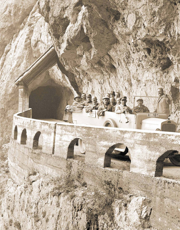 Drei-P__sse-Rundfahrt-Fernpass-Arlbergpass-Flexenpass-1925_c_Eugen-Heimhuber.jpg
