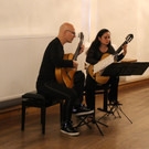 Die Kunst des Gitarrenduos bei den Schattenburg Konzerten
