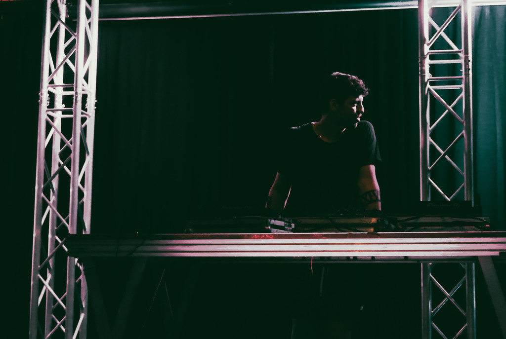 Rave Meditate-Web-7335.jpg