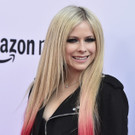 Teenie-Ikone Avril Lavigne auf dem roten Teppich (2021/2022)