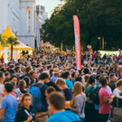 Buskers-Crowd-Thomas-Unterberger.jpg
