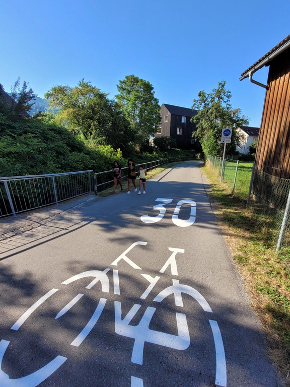 Verkehr NEU C TAFELN und MARKIERUNGEN auf Stra__en 08-08-2022 _16_.jpg