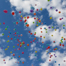Kinderträume steigen in den Himmel 