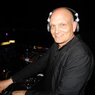 Die Pop and Wave Party zu Gast im T!VOLI.