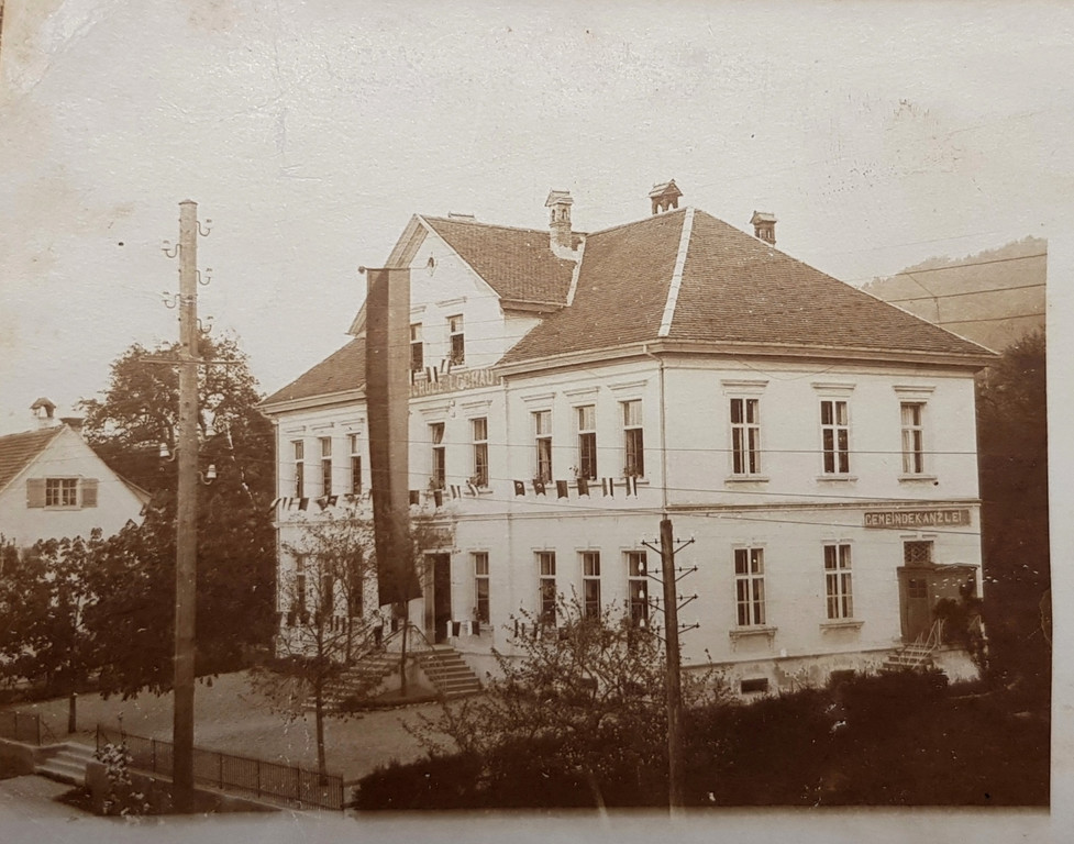 Volksschule Lochau 1900 ER__FFNUNG.jpg