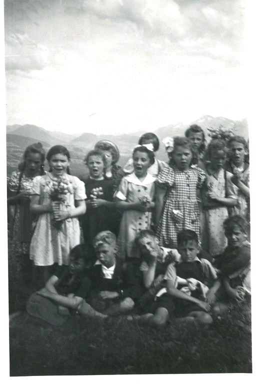 Volksschule Lochau 1950 KLASSE 3 Maiausflug FOTO.jpg