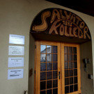 Geistliches Zentrum am Ruggbach NEU D Eingang mit SCHILDER 25-09-2022 _1_.jpg