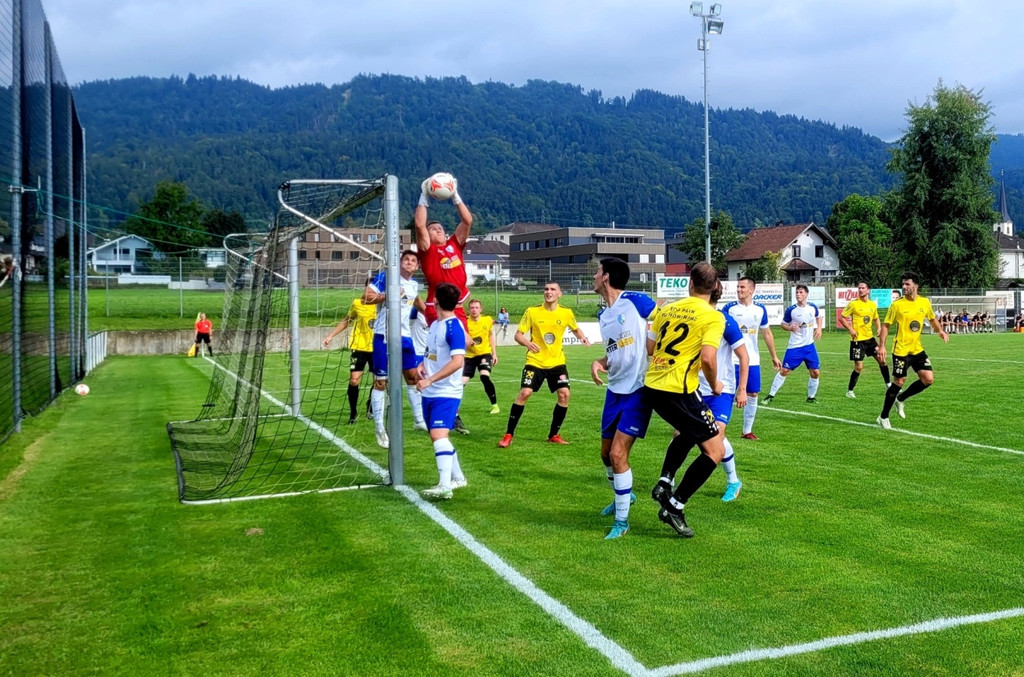H__rbranz Fu__ball DERBY Symbolfoto 3 September 2022 SPIEL.jpg