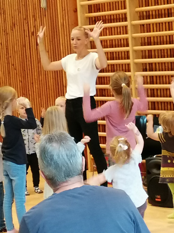 Ingrid Hofer und Teddy Eddy.jpg