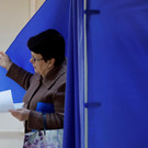 2022-09-27T074347Z_1510174217_RC2IPW9R6US6_RTRMADP_3_UKRAINE-CRISIS-REFERENDUMS-DONETSK.JPG
