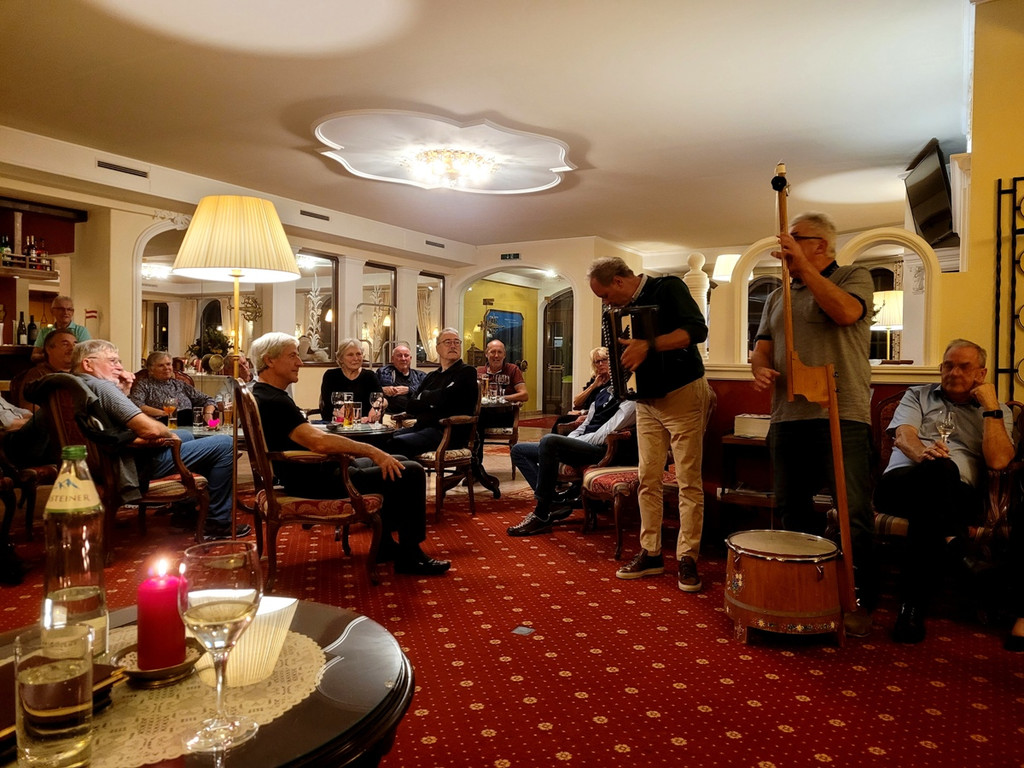 Jahrgang 1952 AUSFLUG zum 70er nach ZELL AM SEE 19-09-2022 _59_.jpg