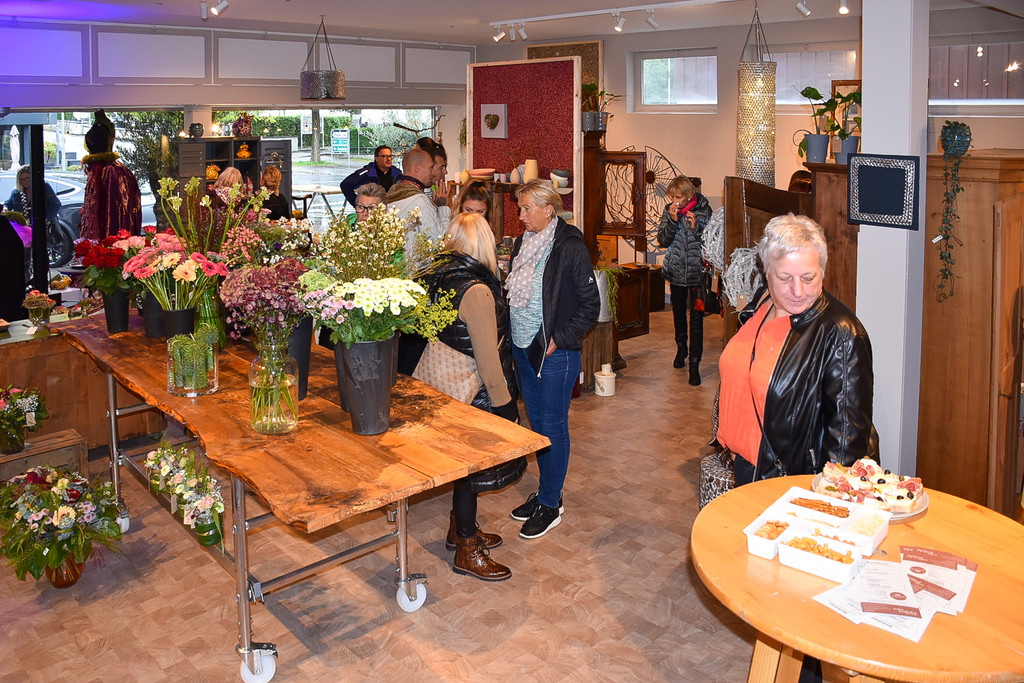 20221001_ausser-gew__hnlich_Diana Binder.jpg