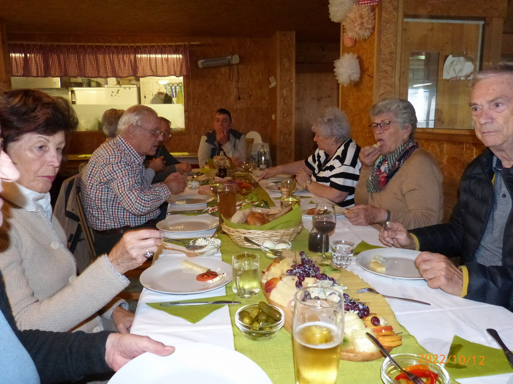 Sb G__tzis t__rggelen  1.jpg