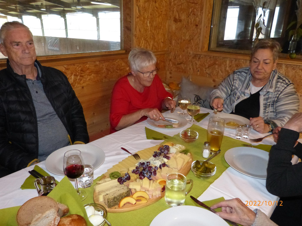 Sb G__tzis t__rggelen  3.jpg