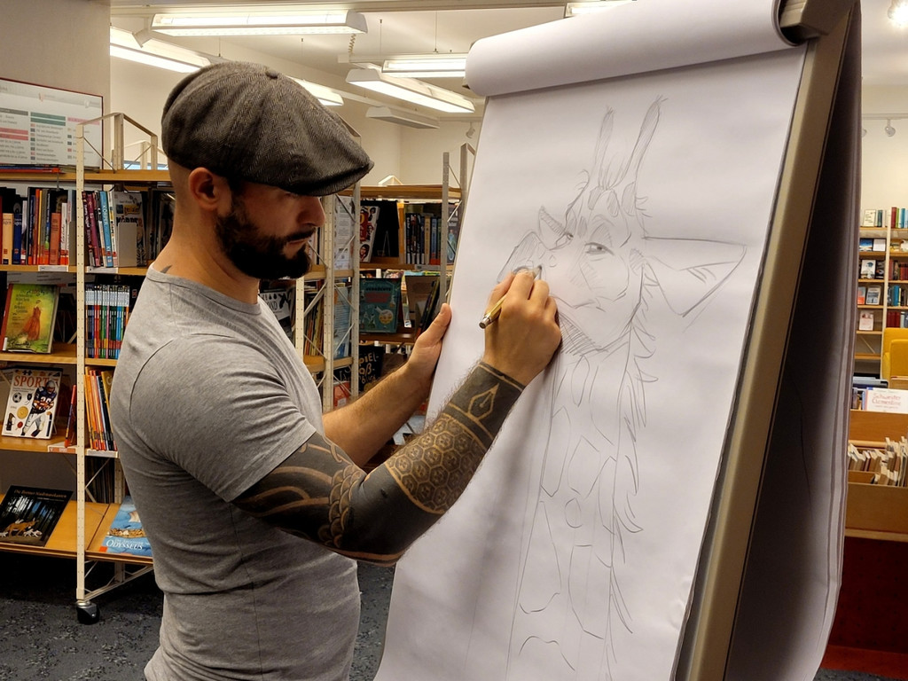 B__cherei LESUNG Falk ZAPF Holzapfel f__r Mittelschule B Lesung UND Illustration11-10-2022 _12_.jpg