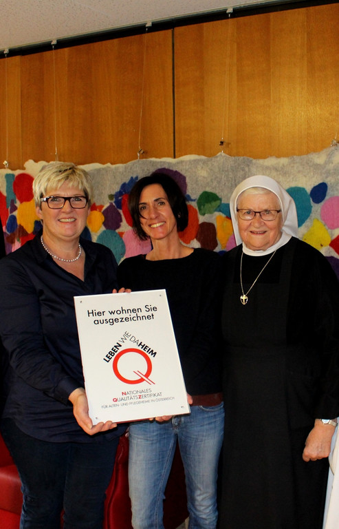 Jesuheim S Oberin Sr_ Adela Giesinger ALT Symbolfotos f__r Bericht September 2022 _2_.JPG