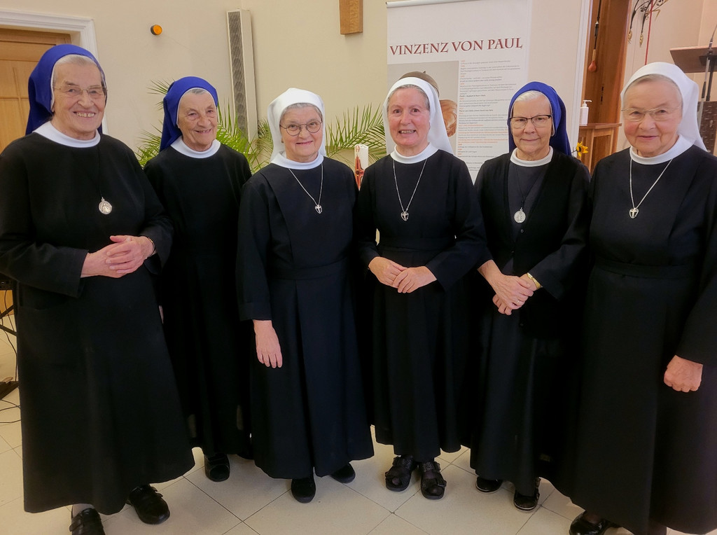 Jesuheim W Schwester OBERIN Katharina Fraissl NEU Personen 27-09-2022 _12_.jpg