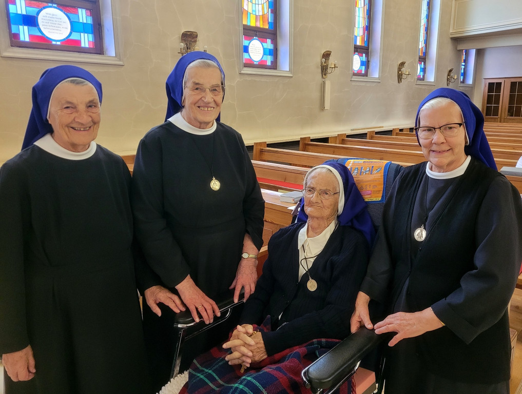 Jesuheim W HEDWIGSCHWESTERN im Jesuheim 27-09-2022 _1_ PLUS.jpg