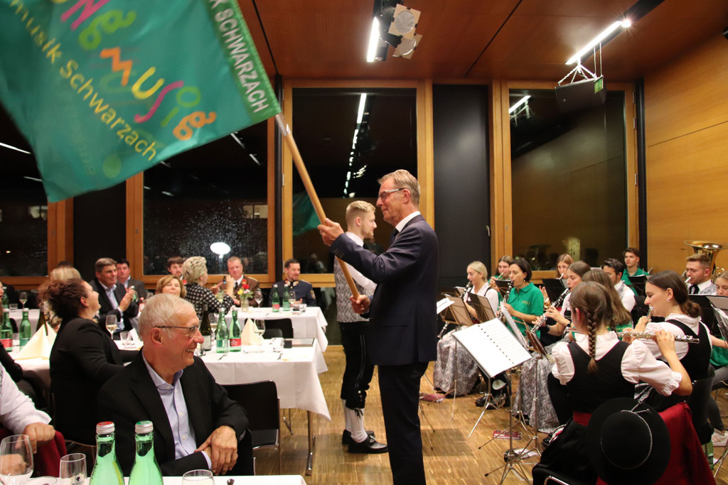 Flatz Ehrenring 4.JPG