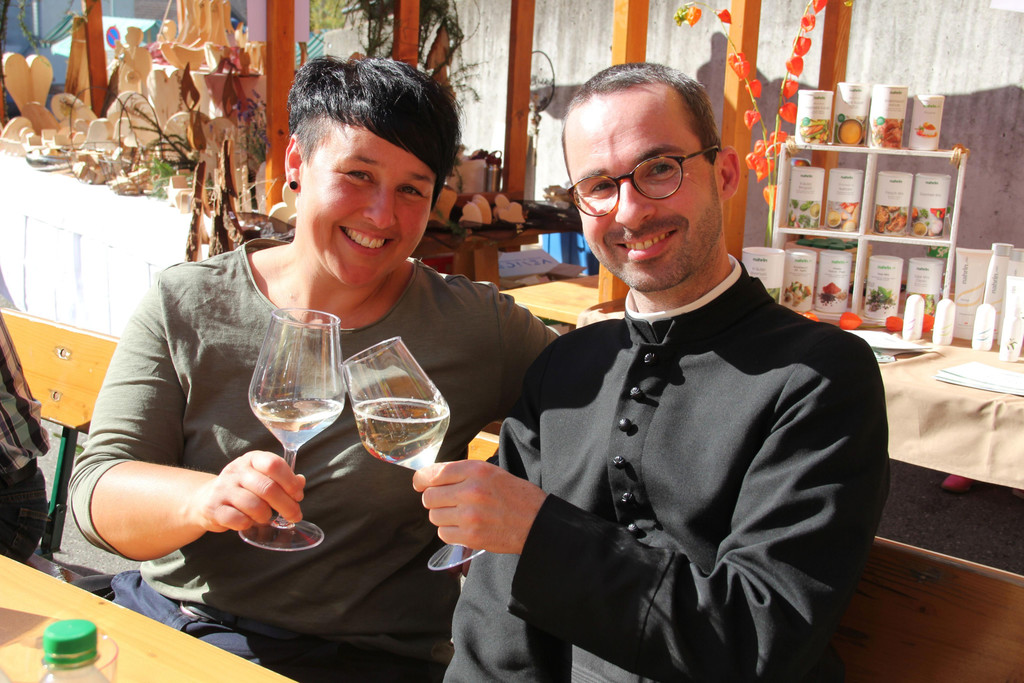 Bianca Schnetzer_ Pfarrer Lukas Bonner.JPG