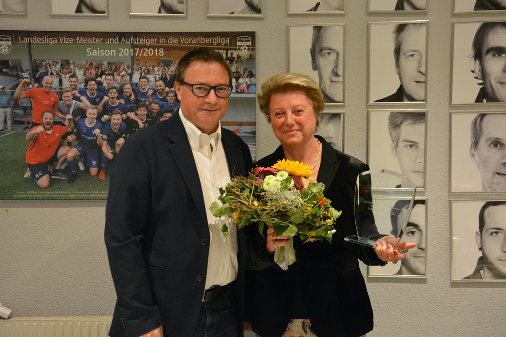 Sportverein Lochau JAHRESHAUPTVERSAMMLUNG C Ehrenobfrau 07-10-2022.jpeg