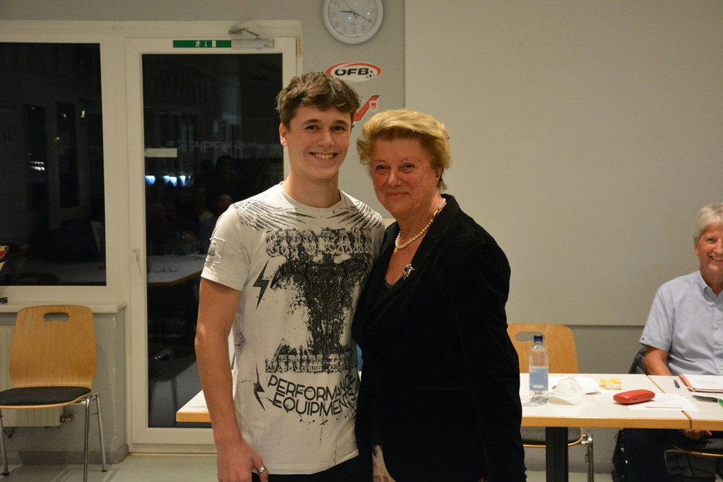 Sportverein Lochau JAHRESHAUPTVERSAMMLUNG J Ehrennadel SPORTLER 07-10-2022 _1_.jpeg