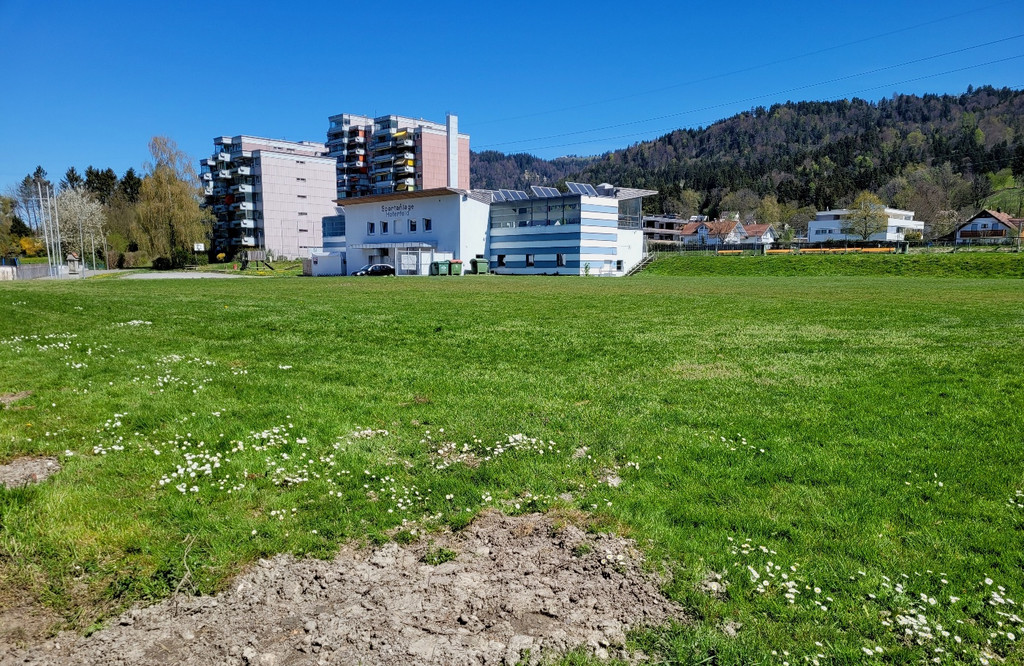 Lochau Kunstrasenplatz NEU D DOKU BAUFORTSCHRITT Symbolfoto 20-04-2022 _2_.jpg