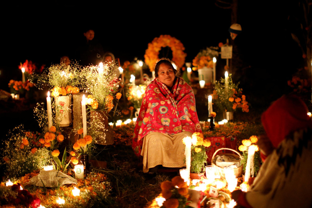 2022-11-02T075746Z_413812899_RC2FDX9DSKY3_RTRMADP_3_MEXICO-DAYOFTHEDEAD-CEMETERIES.JPG