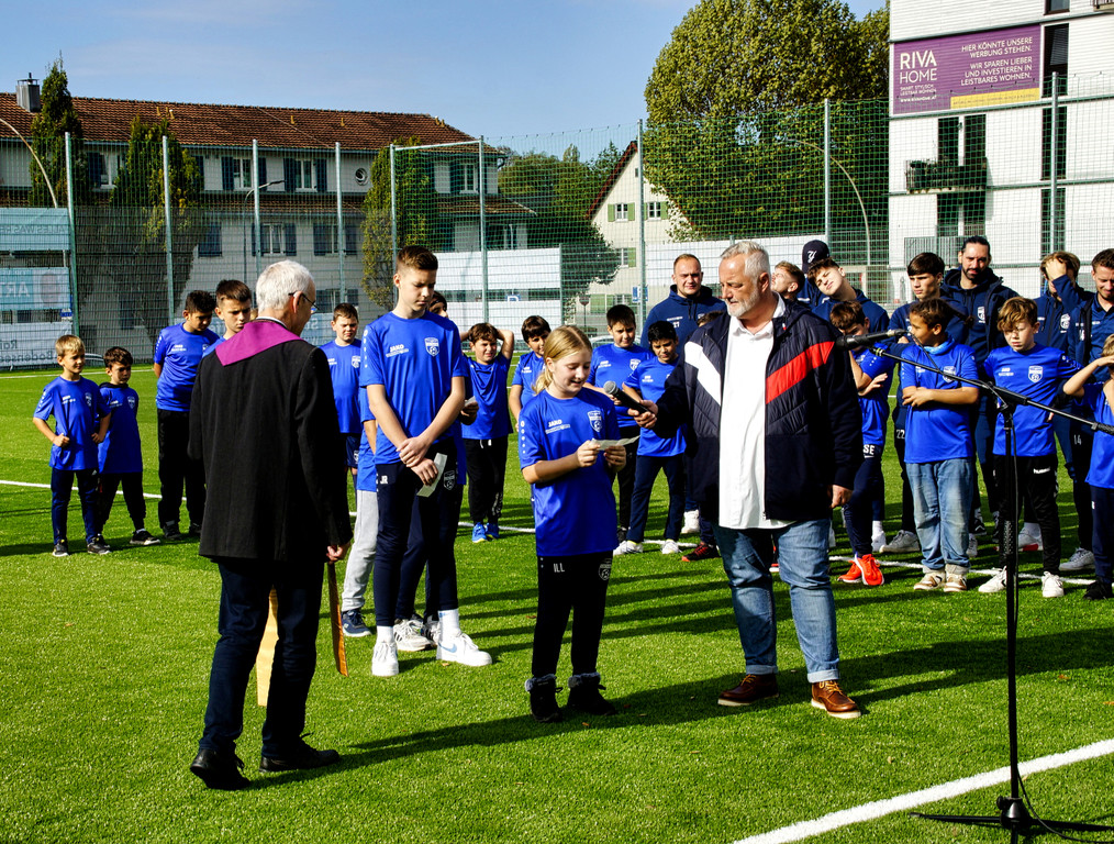 Fu__ball SVL KUNSTRASENPLATZ Er__ffnung offiziell FOTO OBEXER 26-10-2022 _8_.jpg