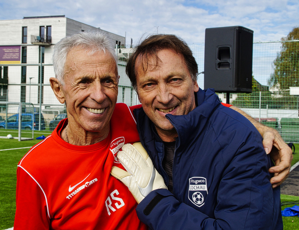 Fu__ball SVL KUNSTRASENPLATZ Er__ffnung offiziell FOTO OBEXER 26-10-2022 _28_.jpg