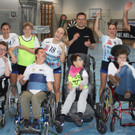 Politiker spielen mit Schulheim Mäder Handball