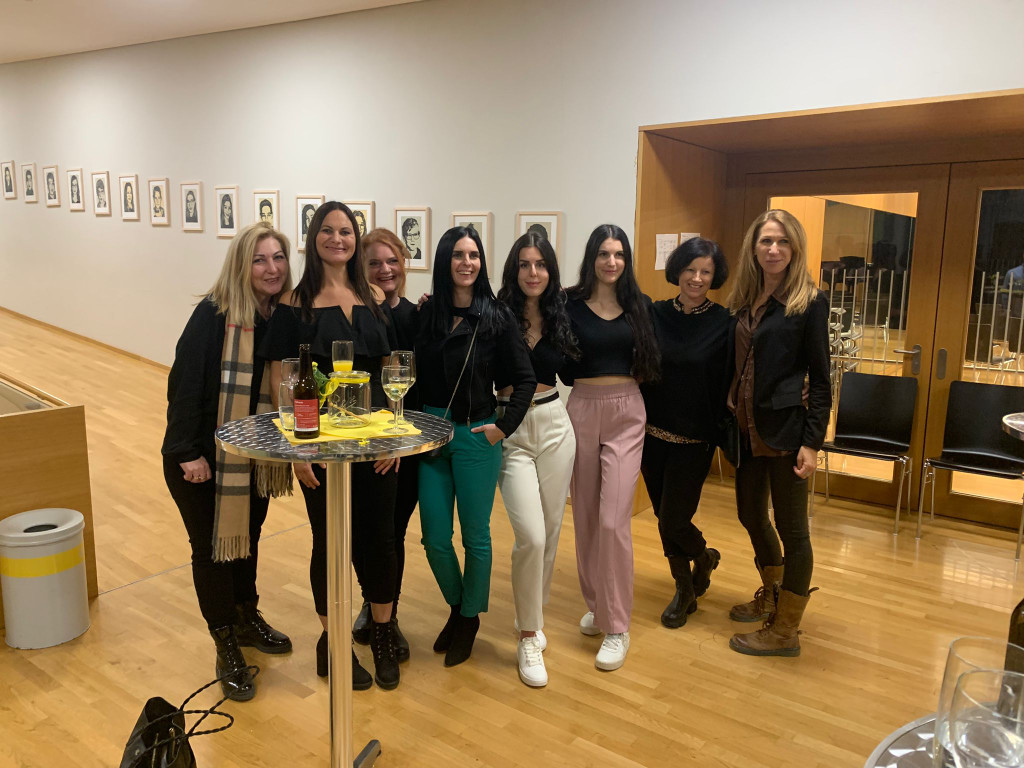 WhatsApp Bild 2022-11-06 um 12_29_36.jpg