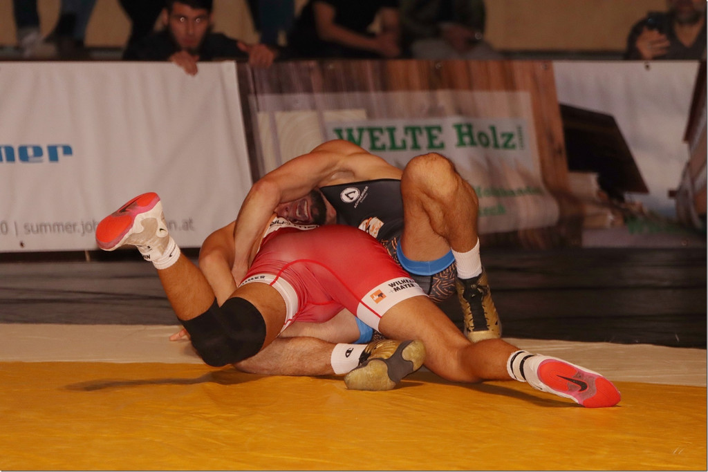 laurin hartmann vs isajev.jpg