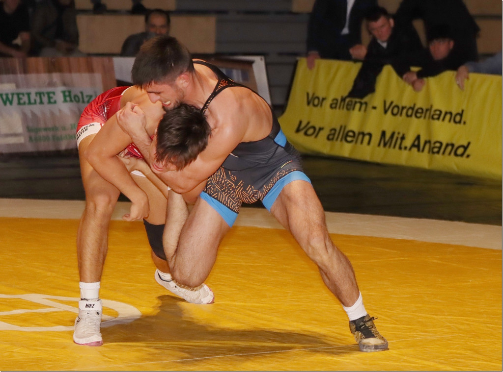 laurin hartmann vs isajev 4.jpg